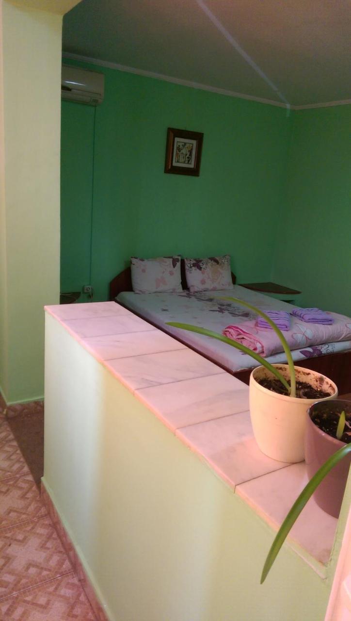 Hotel Casa Verde Prosper Бухарест Экстерьер фото
