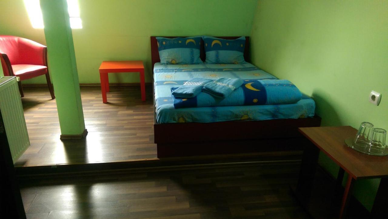 Hotel Casa Verde Prosper Бухарест Экстерьер фото